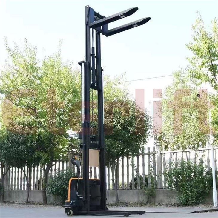 Battery Powered Electric Stacker