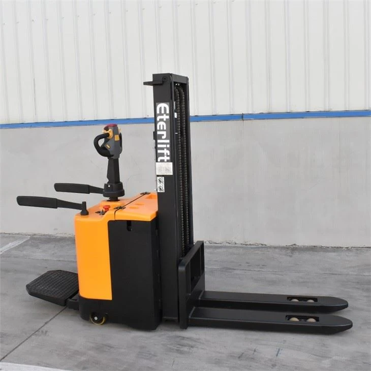 1.6m Electric Pallet Stacker