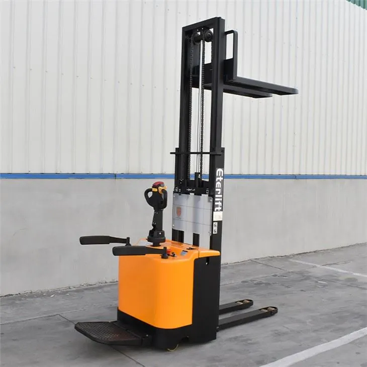 2500kg 5meter Stacker Fork Lift Untuk Gudang