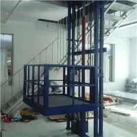 Lift Barang Industri Hidraulik